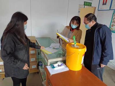 眾志成城 齊心戰(zhàn)疫 工作、執(zhí)勤“雙崗建功”助力企業(yè)復(fù)工復(fù)產(chǎn) 畜牧漁業(yè)飼料